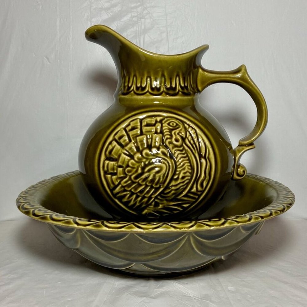 MCM McCoy Pottery #7516 Green Turkey Pitcher w/Bowl Set Embossed 1968 Vintage - Picture 12 of 12